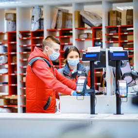 Нова пошта зменшила ціни на доставку посилок з Україну до Польщі у понад два рази
