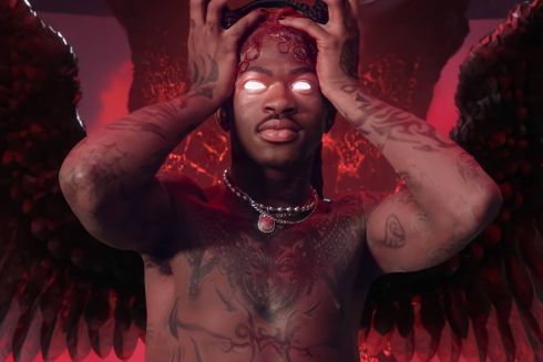 Клип украинской режиссерки Таню Муиньо признали лучшим видео на American Music Awards 2021