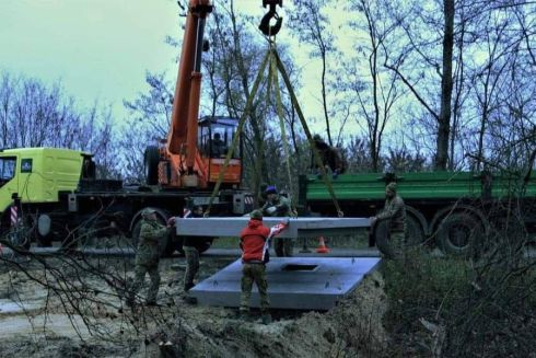 Фото: В Киеве строят мощные фортификационные сооружения