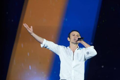 Видео: “Океан Эльзи” дал спонтанный концерт под открытым небом в Киеве