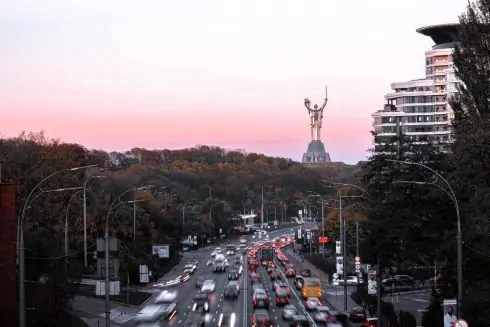 Киевские дороги рассчитаны на вдвое меньшее количество авто, чем сейчас
