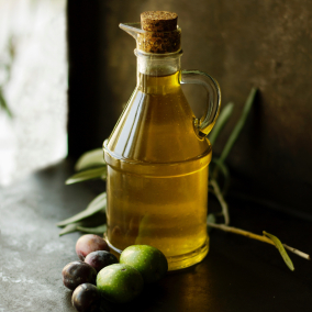 Все про оливкову олію: міфи, правда та лайфхаки, як обрати найкращу