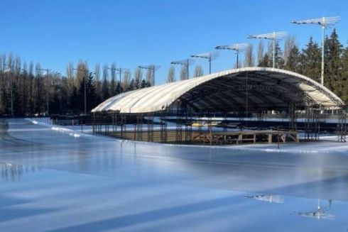 Велику ковзанку просто неба відкриють на Льодовому стадіоні: що ще там буде