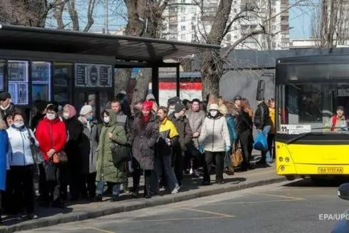 З 22 травня в Україні запустять транспорт, відкриють дитсадки та готелі