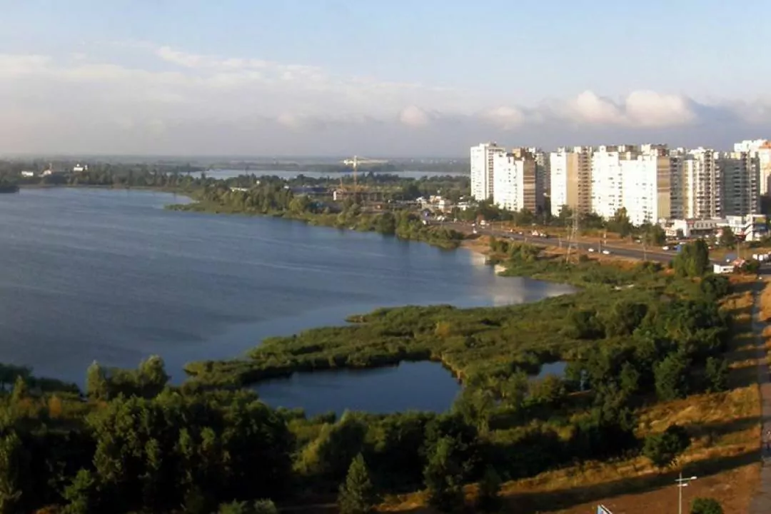 Часть озера Вырлица продолжают засыпать под застройку, несмотря на открытое уголовное производство