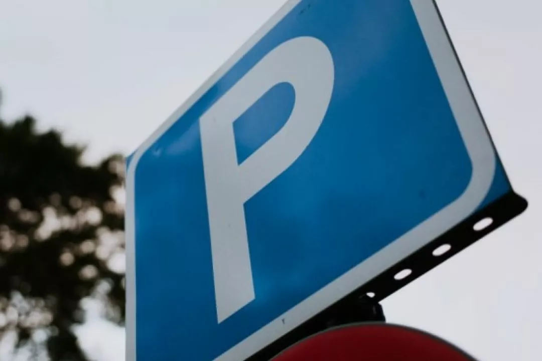 Через безкоштовне паркування Київ за три місяці втратив 50 млн гривень