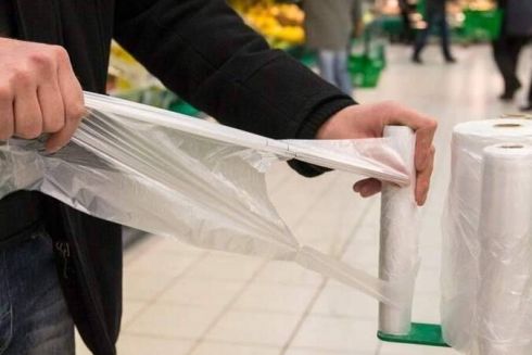 Для пластикових пакетів остаточно встановили мінімальні ціни. Вони почнуть діяти з лютого