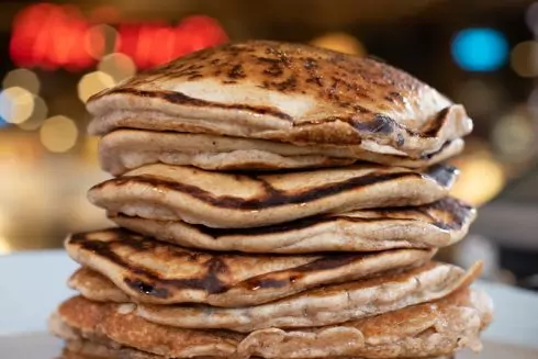 Традиционный американский завтрак: готовим панкейки