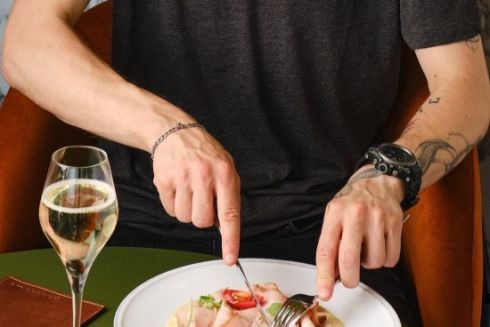 Пастрамі в кожній страві: в ТРЦ River Mall запрацював ресторан Pastrami