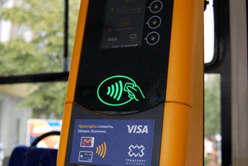 Киевских маршрутчиков обязали установить валидаторы для е-билета