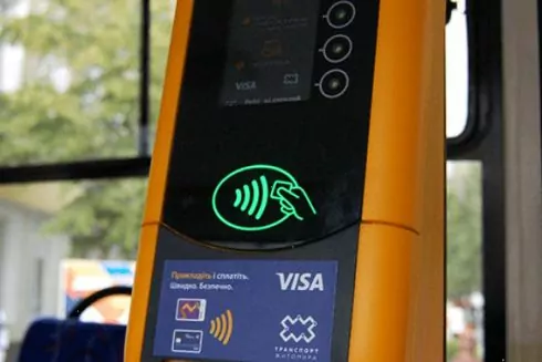 Киевских маршрутчиков обязали установить валидаторы для е-билета