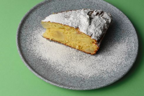 Простий рецепт випічки: пиріг з грушею і рікотою