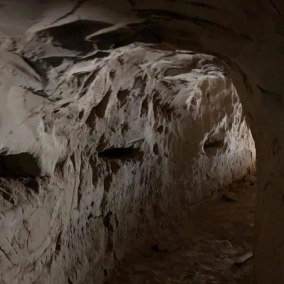 Киевсовет отклонил петицию против застройки Вознесенских пещер