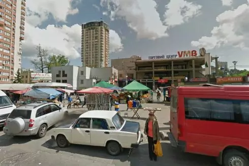 Біля метро &laquo;Житомирська&raquo; демонтували МАФи: що там планують зробити