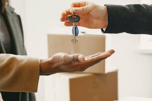 Кияни можуть отримати компенсацію за розміщення переселенців у себе вдома