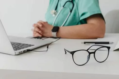 5 сервісів, де можна отримати безкоштовні консультації лікарів під час війни