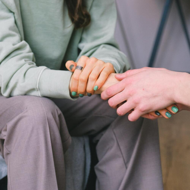 В Украине запустили онлайн-платформу с более чем 20 организациями, которые помогают женщинам