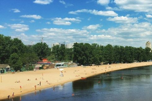 Во время ремонта дорожек на Гидропарке городу нанесли 300 тыс. гривен ущерба