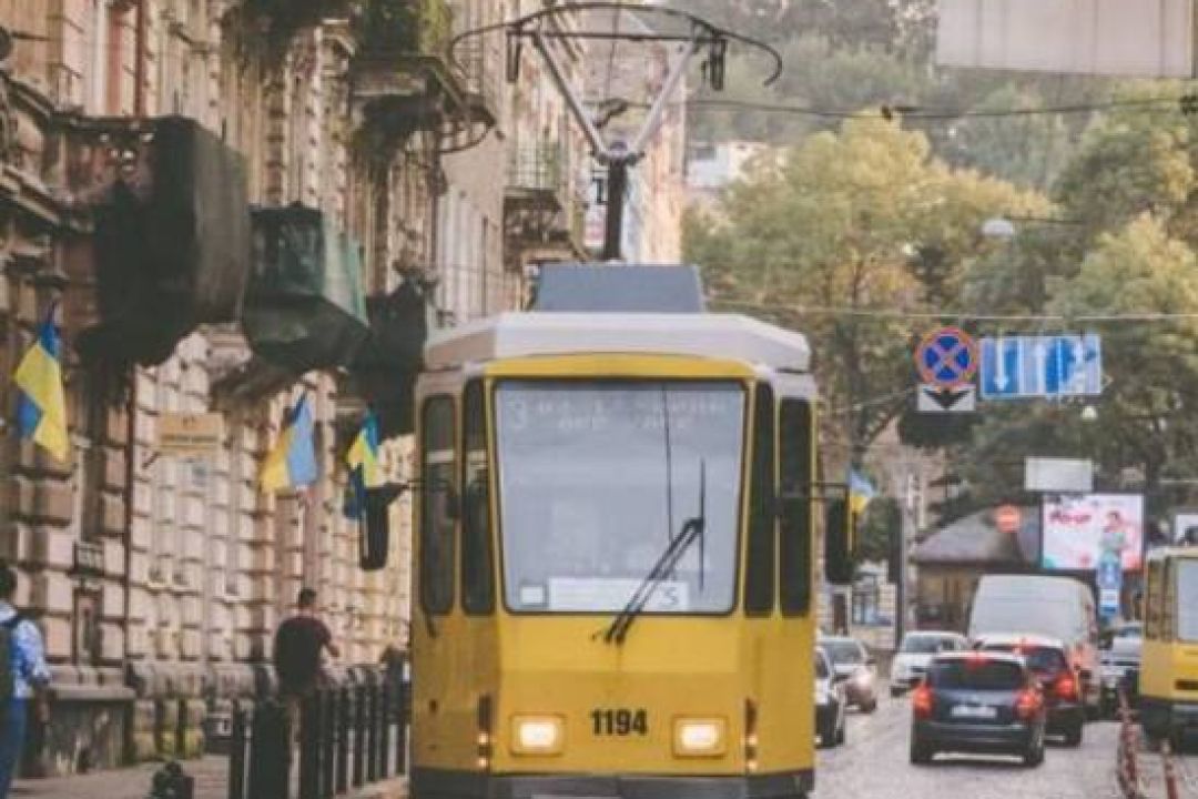 У Львові вийшли на маршрути усі 12 трамваїв, подарованих Берліном