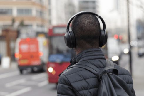 Діджей Тапольский запустив проект аудіопрогулянок Києвом