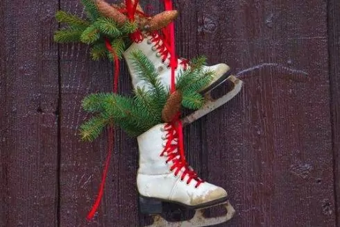 У парку Шевченка відкрилась безкоштовна ковзанка