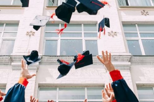 Відтепер заочної форми навчання не буде: уряд підтримав законопроєкт