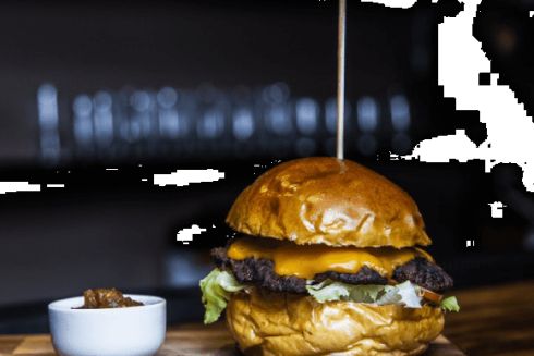 На місці Holy Chick на Шота Руставелі відкрилася бургерна Holy Burger