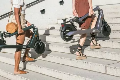 В київському метро визначились з умовами перевезення самокатів та моноколіс