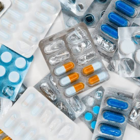 В Киеве можно бесплатно сдать на утилизацию просроченные лекарства: где именно