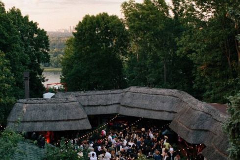 В «Куренях» пройдет фестиваль ко Дню Киева. С лайвами, зонами для пикника и виниловым маркетом