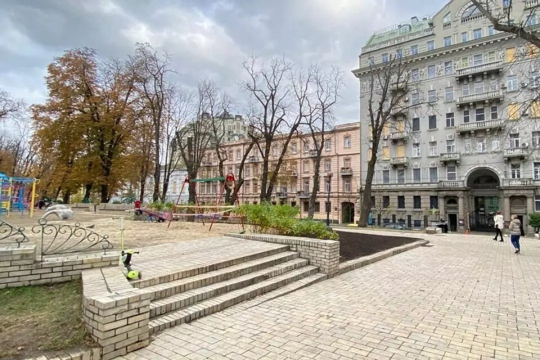 Детскую площадку в киевском парке Шевченко восстановят по европейскому образцу