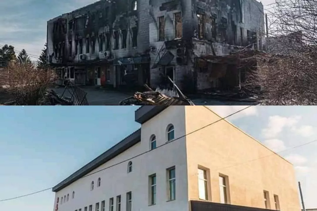 Фото. В Макарове за четыре месяца восстановили полностью разрушенное здание