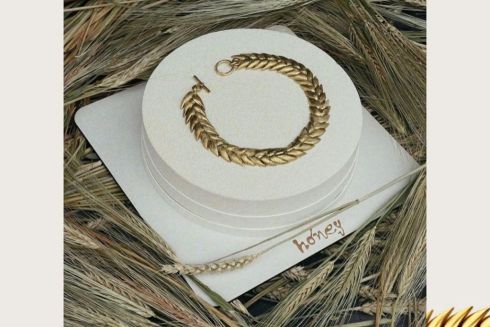 Киевская кондитерская Honey создала коллекцию этнотортов совместно с Bevza