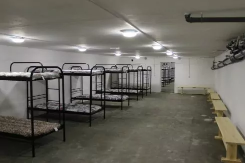 На Київщині облаштували укриття з ліжками, бойлерами та душовими: фото