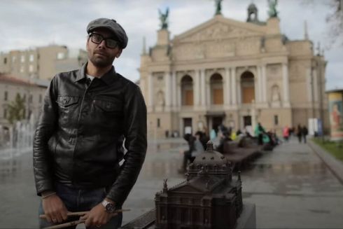 Повітряна тривога, звуки ліри та трамваїв: послухайте, як звучить Львів