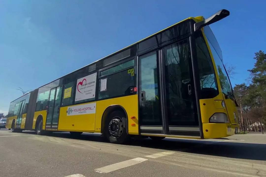 У Києві облаштували пункт незламності в автобусі з автономним живленням