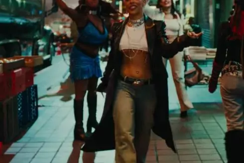 Українська режисерка Таню Муіньо зняла кліп для Doja Cat