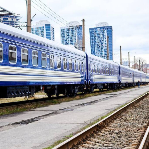 До Дня незалежності "Укрзалізниця" запустила додаткові поїзди між Києвом та Львовом