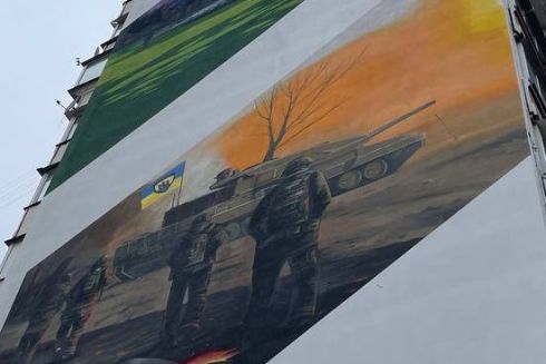 В Дарницком районе открыли мурал в паять погибших защитниках и защитницах Украины