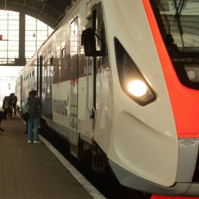 «Укрзализныця» запускает новое сообщение с Варшавой: когда начнут курсировать поезда