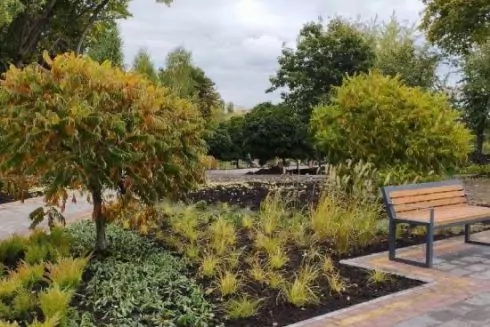 В парку &laquo;Орлятко&raquo; висадили багаторічні рослини