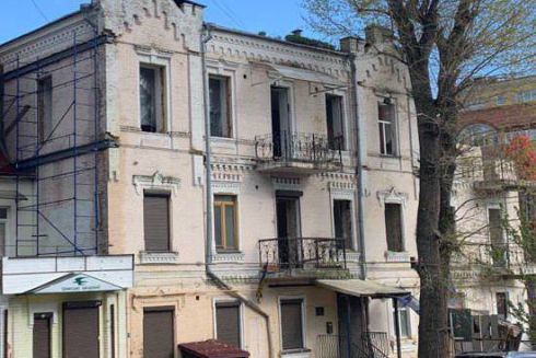 Місцеві мешканці закрили вʼїзд для будівельної техніки біля «Будинку з комахами»