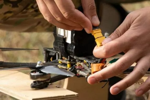 В Украине запустили бесплатный онлайн-курс по созданию дронов-камикадзе