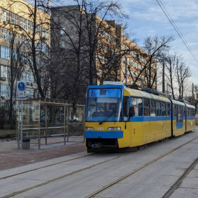 В Киеве открыли движение по обновленному Дегтяревскому путепроводу