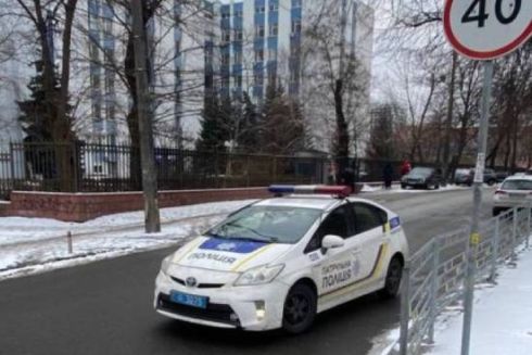 У Києві через ракетну атаку РФ перекрили рух деякими дорогами: адреси