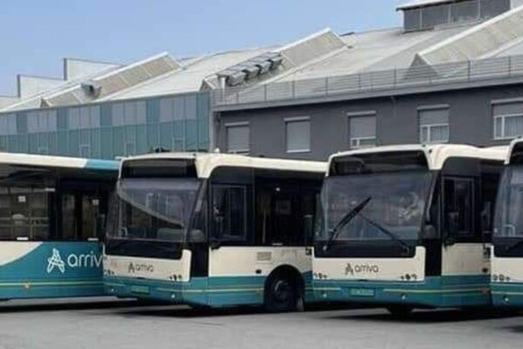 Deutsche Bahn подарував Києву 22 автобуси