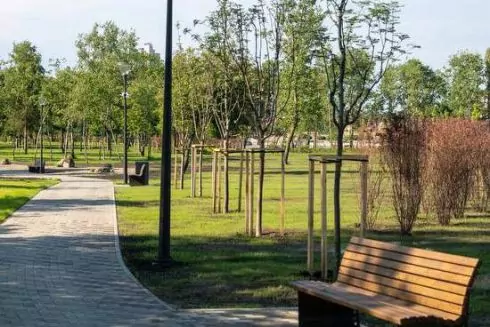 На Оболонському острові облаштували нову рекреаційну зону: фото