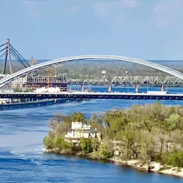 Будівництво Подільсько-Воскресенського мосту: викрили збитків ще на 3,5 млн гривень