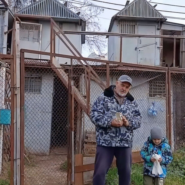 Винний завод та декоративний голубник окупанти знищили у Севастополі