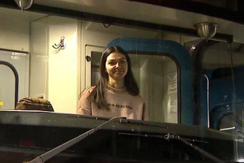 У Києві завершує навчання перша жінка-машиністка метро: яка її історія